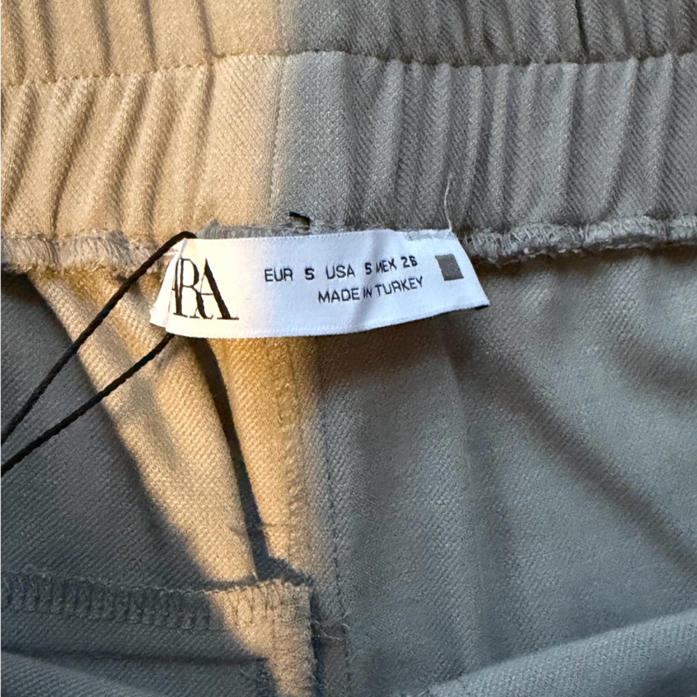 Zara Pleated Elastic Waist Jogger Pants - Picture 2 of 5